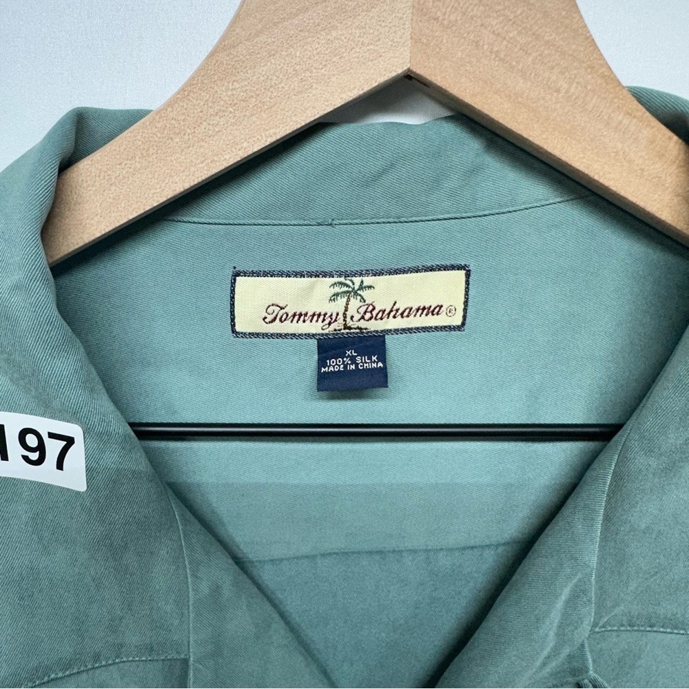 Tommy Bahama Men’s 100% Silk Camp Shirt Green XL - Picture 2 of 9